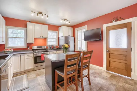 9815 Pioneer Trail Loretto MN 55357