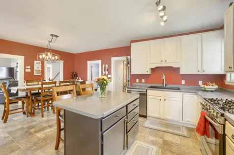 9815 Pioneer Trail Loretto MN 55357