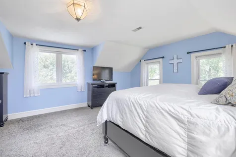 9815 Pioneer Trail Loretto MN 55357