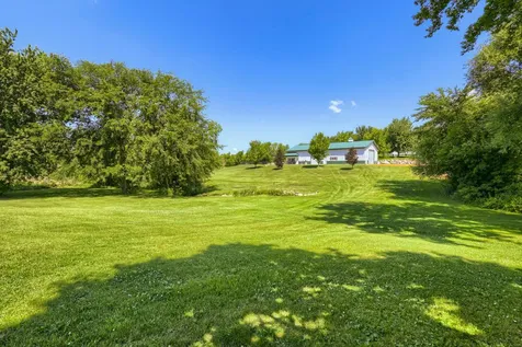 9815 Pioneer Trail Loretto MN 55357
