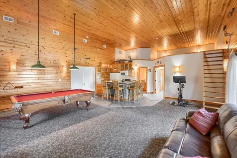 9815 Pioneer Trail Loretto MN 55357