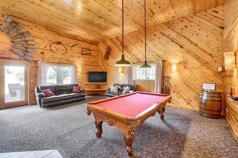 9815 Pioneer Trail Loretto MN 55357