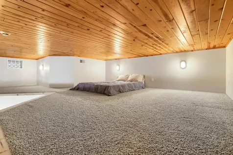 9815 Pioneer Trail Loretto MN 55357