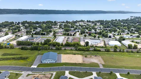 1200 N 10th Street Lake City MN 55041