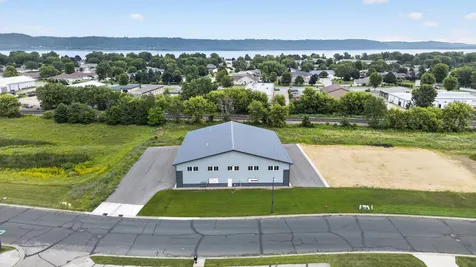 1200 N 10th Street Lake City MN 55041