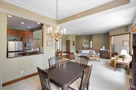4294 Windwood Way Minnetonka MN 55345
