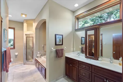 4294 Windwood Way Minnetonka MN 55345