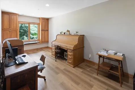 4294 Windwood Way Minnetonka MN 55345