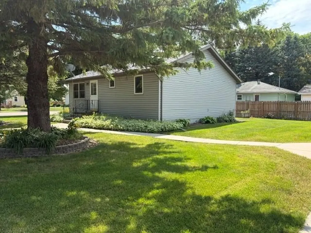 600 E Elm Avenue Olivia MN 56277