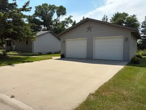 600 E Elm Avenue Olivia MN 56277