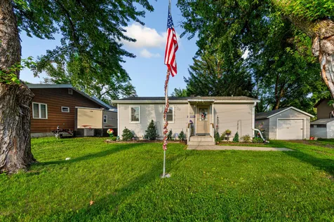 511 Division Street Waterville MN 56096