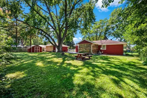 6932 Kentucky Avenue N Brooklyn Park MN 55428