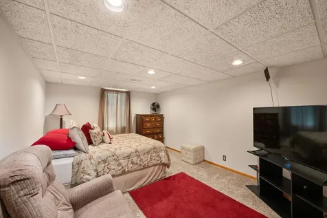 6932 Kentucky Avenue N Brooklyn Park MN 55428