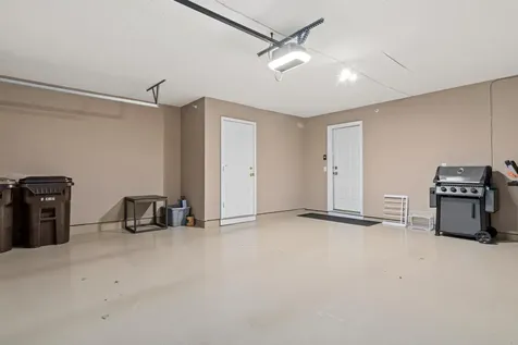 1862 Colonial Lane Chanhassen MN 55317