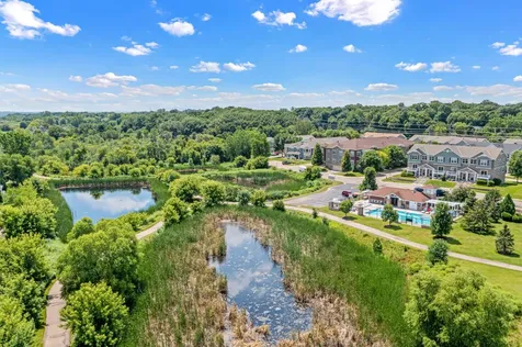1862 Colonial Lane Chanhassen MN 55317