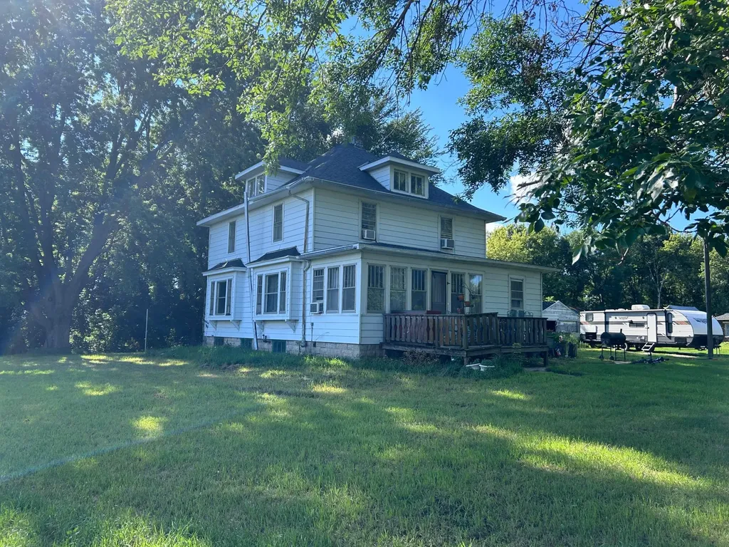 75750 340th Street Saint James MN 56081