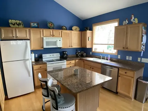 3827 Meadowvlew Way Saint Bonifacius MN 55375