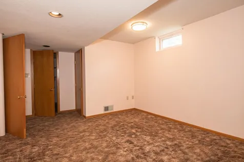 520 39th Avenue Winona MN 55987