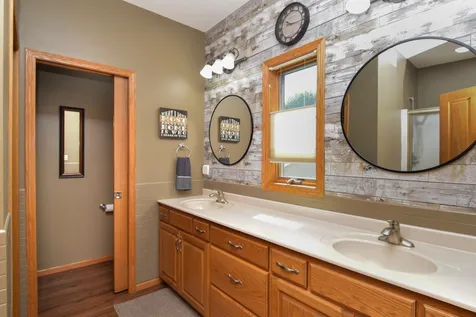 1150 Oakcrest Drive Sauk Rapids MN 56379