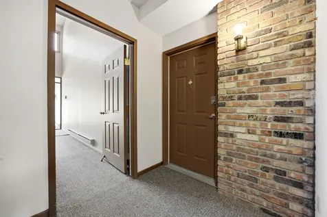 3245 17th Avenue S Fargo ND 58103