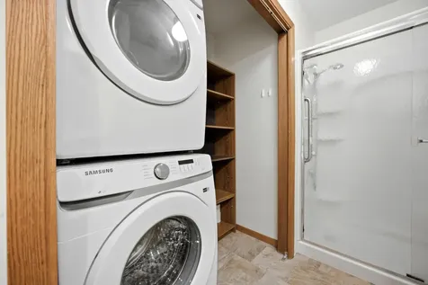 3245 17th Avenue S Fargo ND 58103