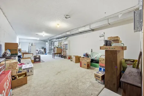 3245 17th Avenue S Fargo ND 58103
