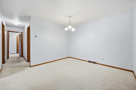 3245 17th Avenue S Fargo ND 58103