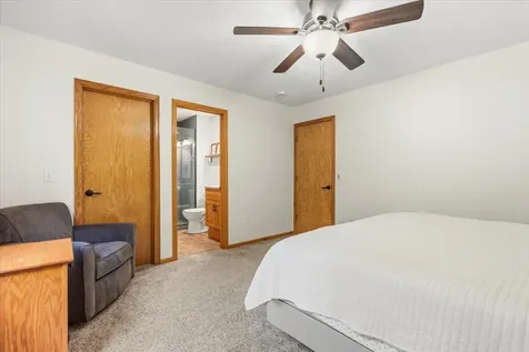 2813 88th Avenue NE Blaine MN 55449