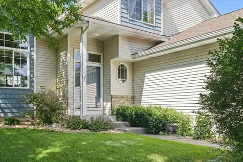 2813 88th Avenue NE Blaine MN 55449