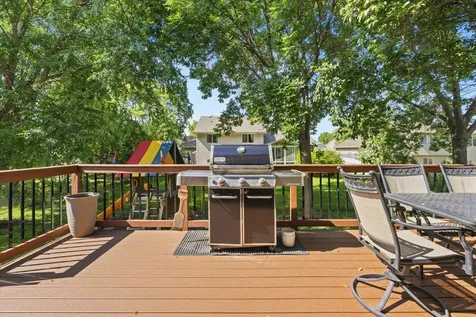 2813 88th Avenue NE Blaine MN 55449
