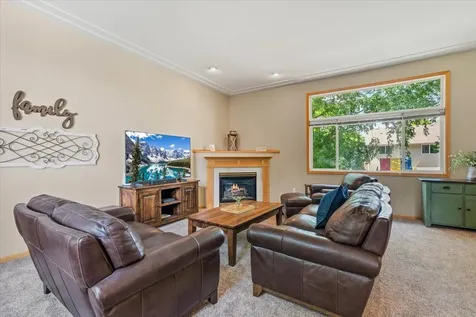 2813 88th Avenue NE Blaine MN 55449
