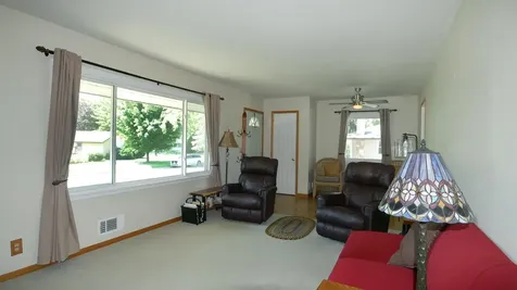 10717 Nord Avenue S Bloomington MN 55437