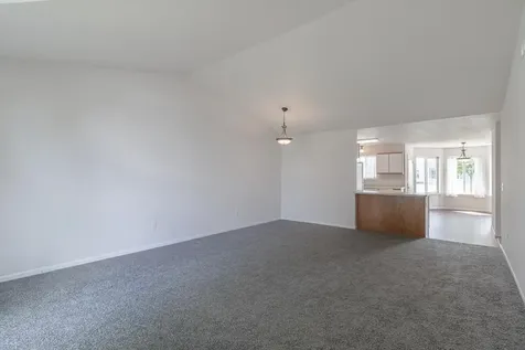 108 Gull Path Mankato MN 56001