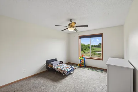 604 Evergreen Avenue SE New Prague MN 56071