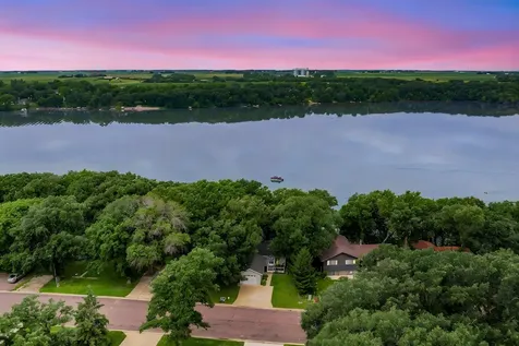 358 E Amber Lake Drive Fairmont MN 56031