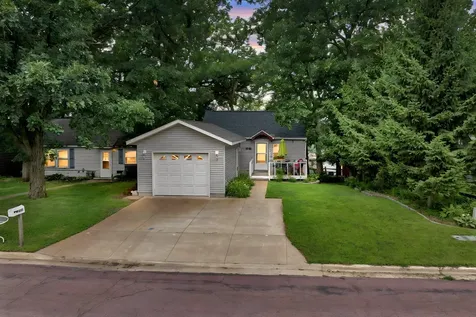 358 E Amber Lake Drive Fairmont MN 56031