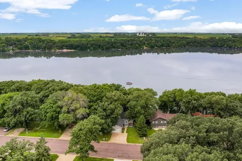 358 E Amber Lake Drive Fairmont MN 56031