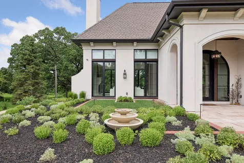 5404 Stauder Circle Edina MN 55436