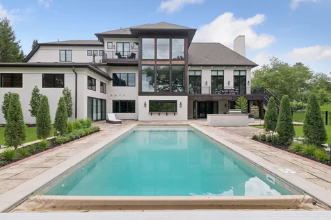 5404 Stauder Circle Edina MN 55436