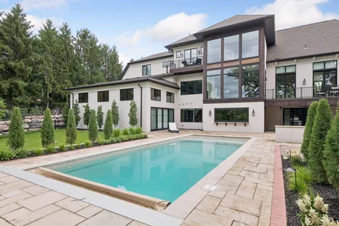 5404 Stauder Circle Edina MN 55436