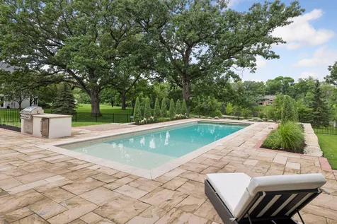 5404 Stauder Circle Edina MN 55436
