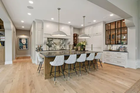 5404 Stauder Circle Edina MN 55436