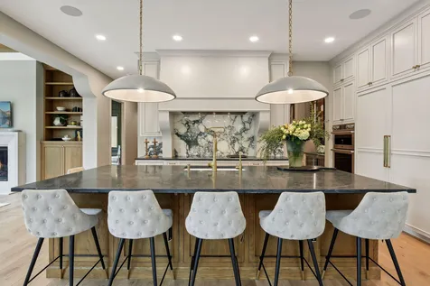 5404 Stauder Circle Edina MN 55436