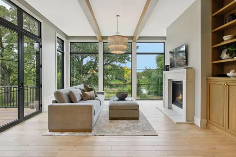 5404 Stauder Circle Edina MN 55436