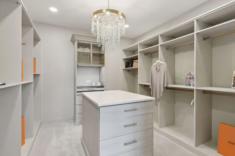 5404 Stauder Circle Edina MN 55436