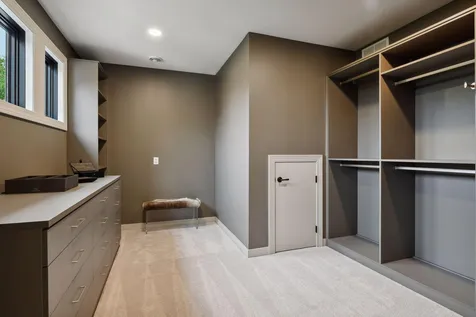 5404 Stauder Circle Edina MN 55436