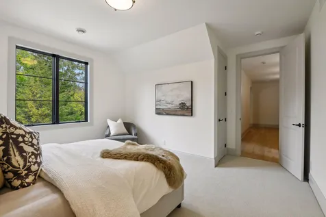 5404 Stauder Circle Edina MN 55436