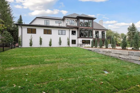 5404 Stauder Circle Edina MN 55436
