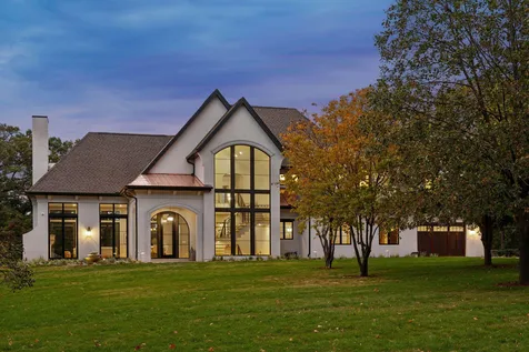 5404 Stauder Circle Edina MN 55436