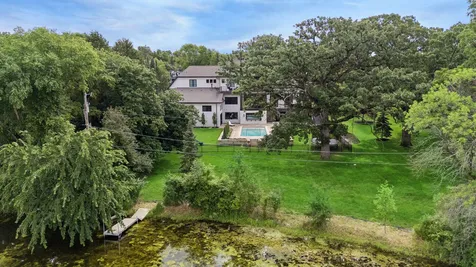 5404 Stauder Circle Edina MN 55436